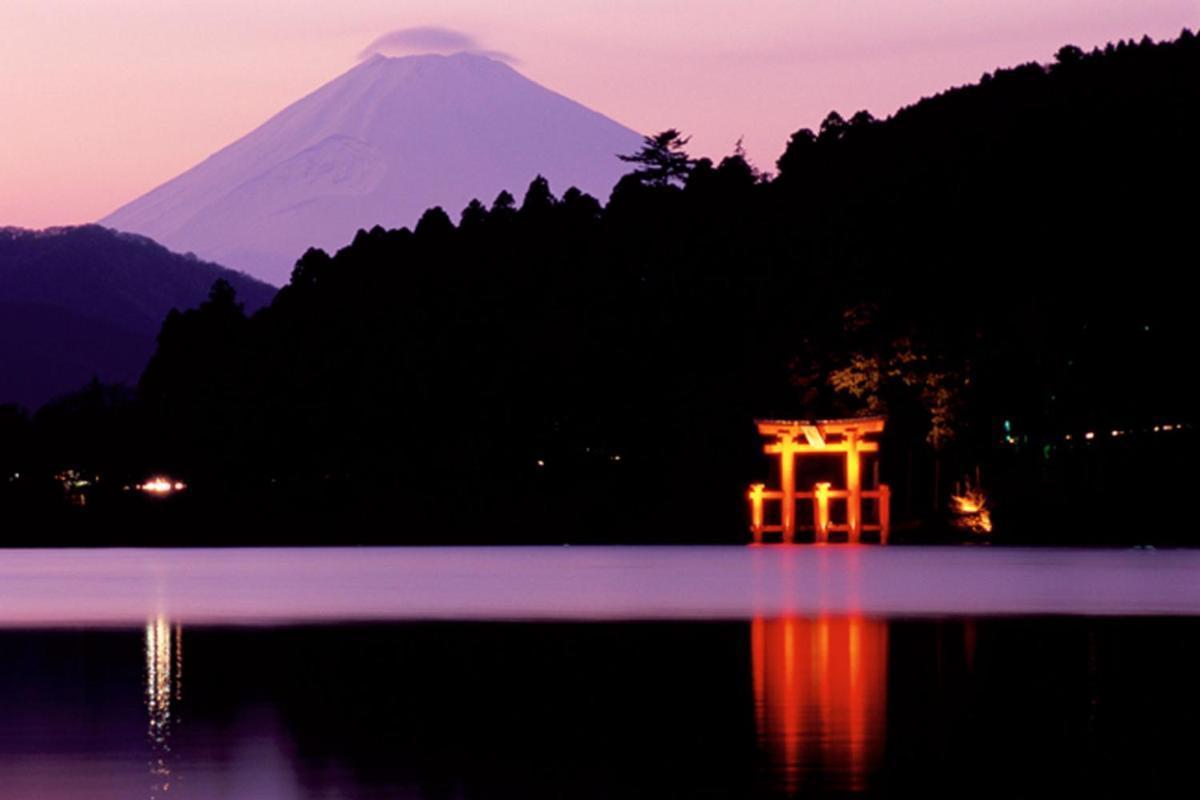 New Open『天然温泉』芦ノ湖畔の完全貸切別荘 Hakone Eksteriør billede